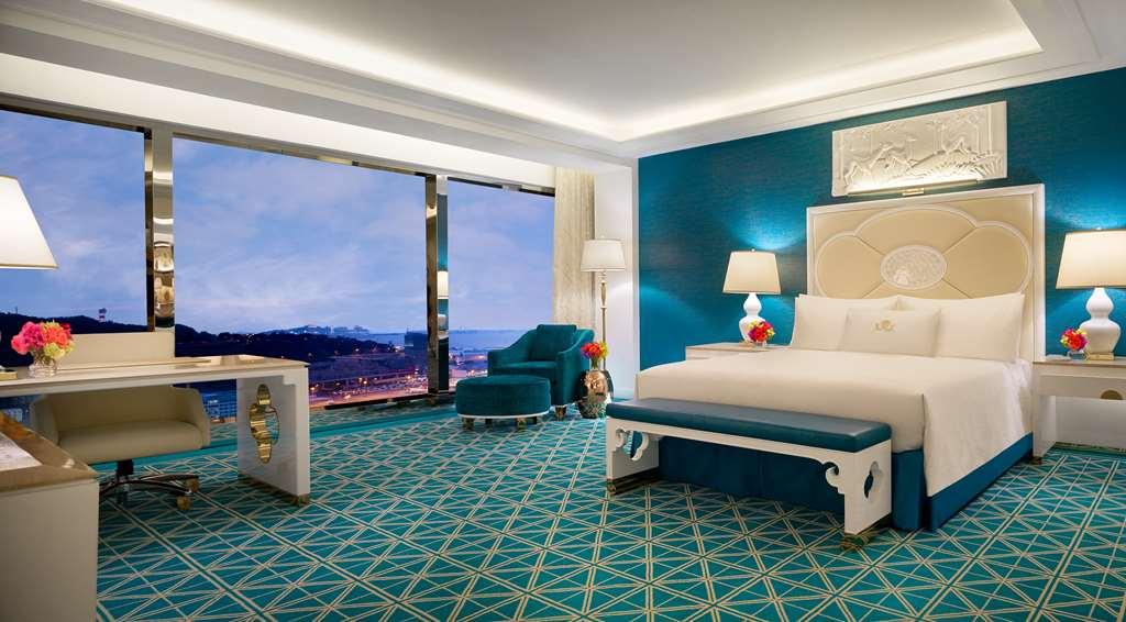 Wynn Palace Macau Rum bild